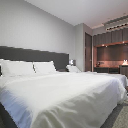 Amrise Hotel Kitchener Singapore Exterior foto