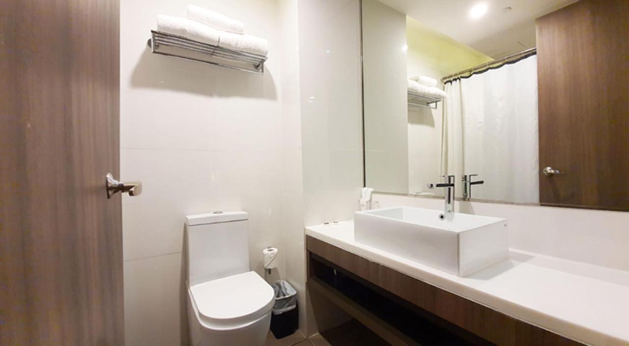Amrise Hotel Kitchener Singapore Exterior foto